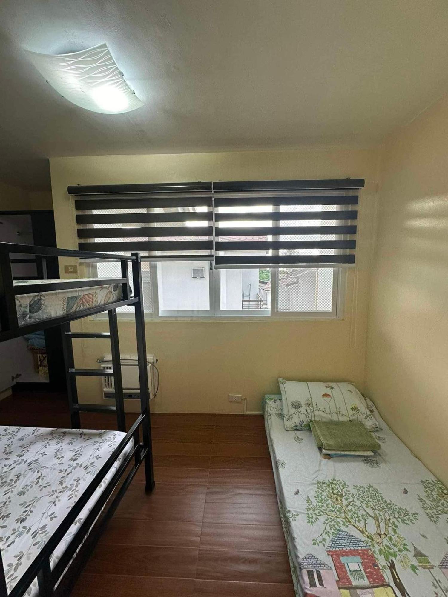טגאיטאי Tagaytay Hampton Villa מראה חיצוני תמונה