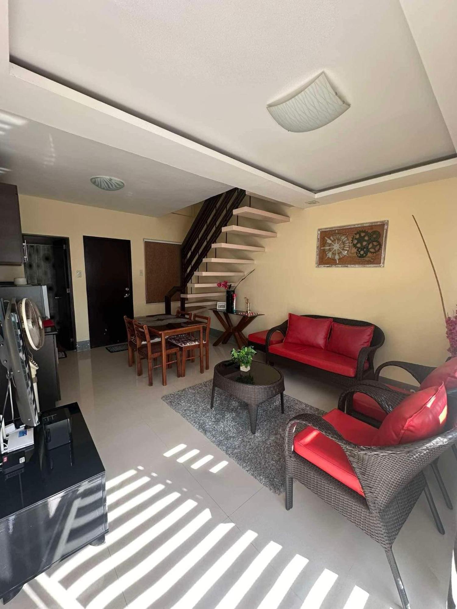 טגאיטאי Tagaytay Hampton Villa מראה חיצוני תמונה